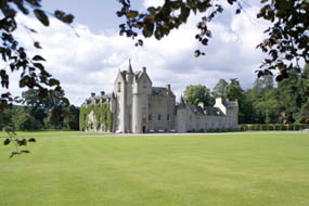 Ballindalloch Castle 