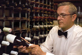 The Royal Scotsman: Selecting wine for dinner